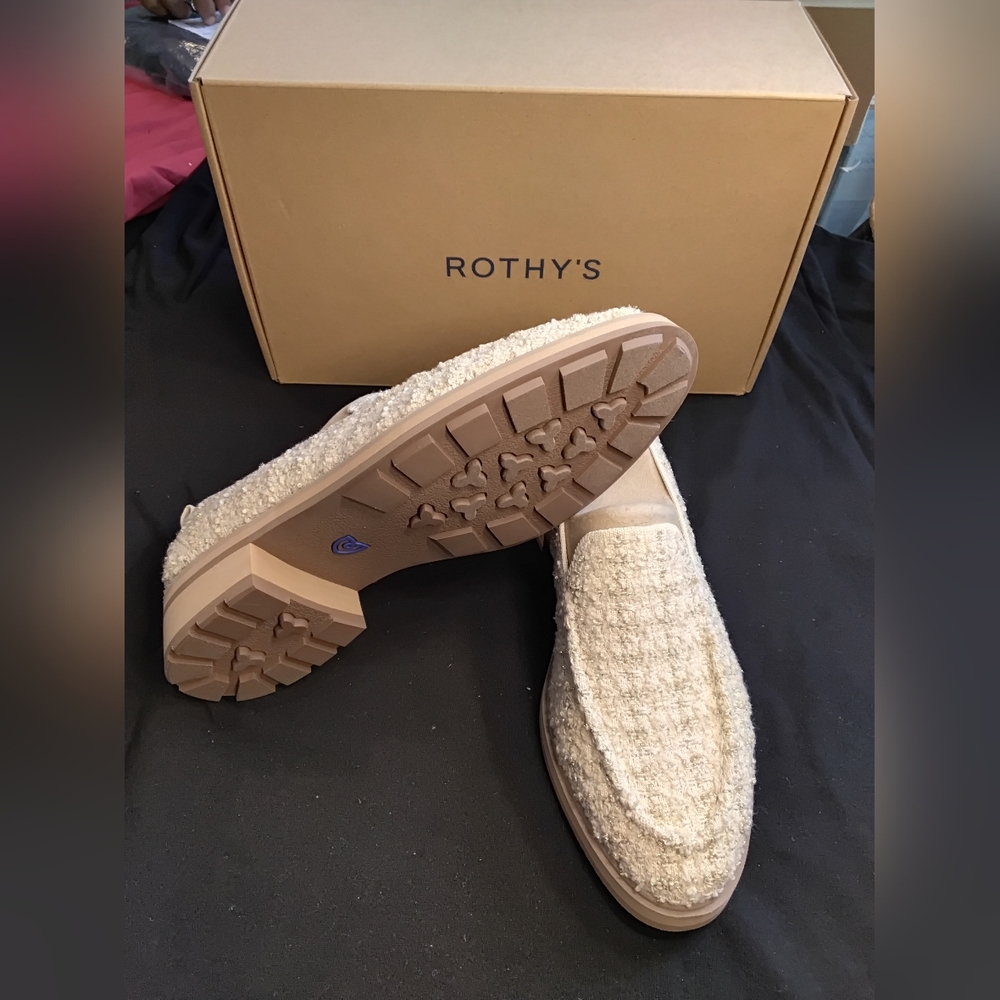 Rothy's Snowcap Boucle The Lug Loafer - Picture 2 of 4